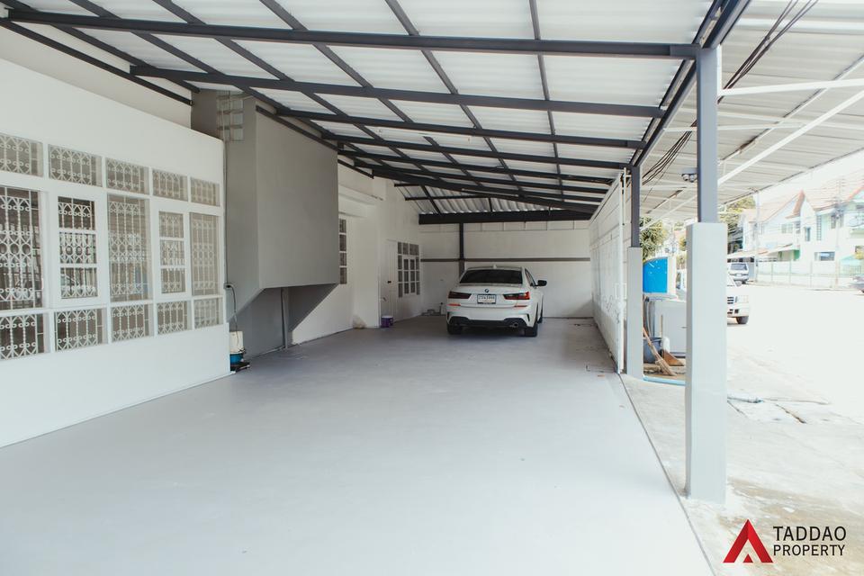 ขายบ้านเดี่ยว 2 ชั้น รีโนเวทใหม่พร้อมเข้าอยู่ 6