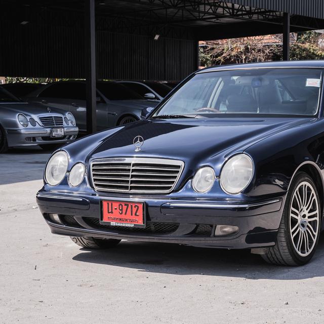 รหัสรถ 67GG2580 🚨 Mercedes-Benz E230 EL (W210) เกียร์ออโต้ ปี 1996 🚨 3