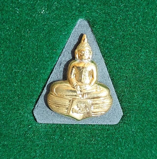 พระพุทธโสธร รุ่นเจริญสุข หน้ากากทองคำ พร้อมกล่องเดิม