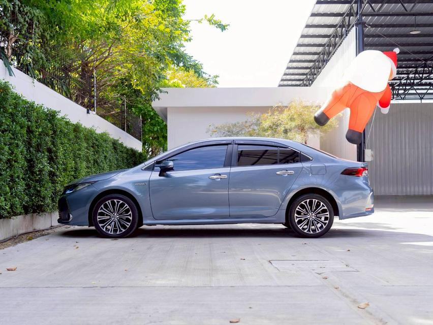 Toyota Altis 1.8 Hybrid High ปี 2019 6