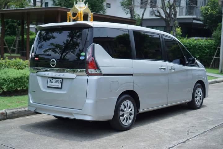 ขายด่วน Nissan Serena 2