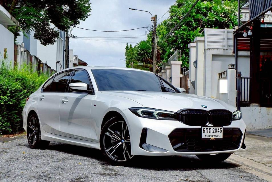 BMW 330Li M Sport LCI (G28) ปี 2023 ไมล์แท้ 74,xxx km.