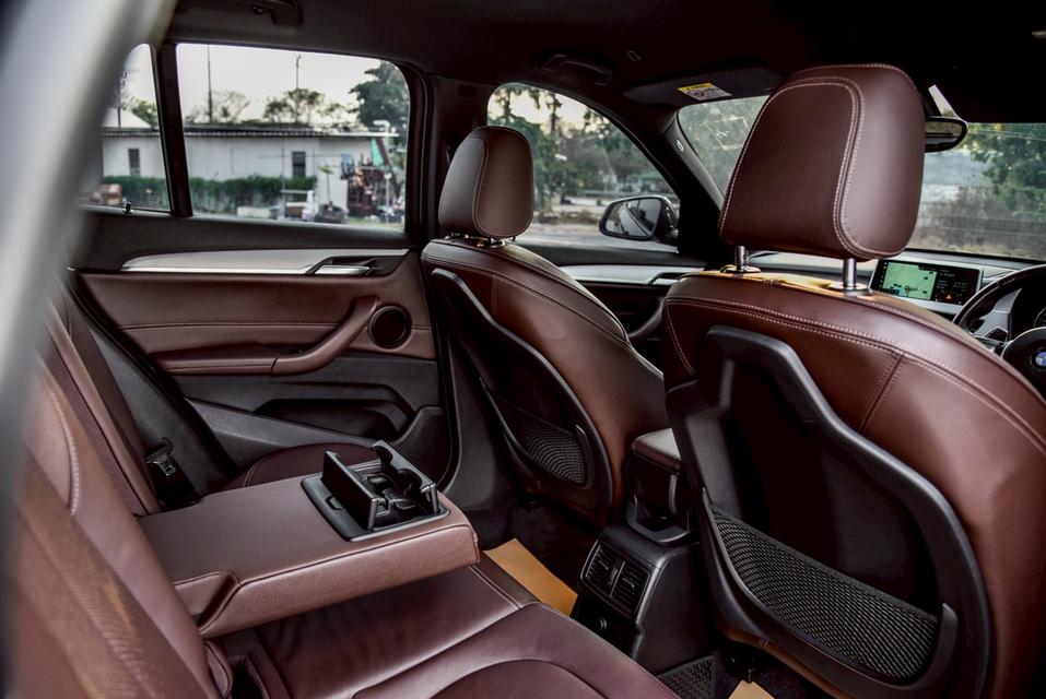 รหัสรถ CBL8617 BMW X1 sDrive20d 2.0 M-Sport AT 2018 14