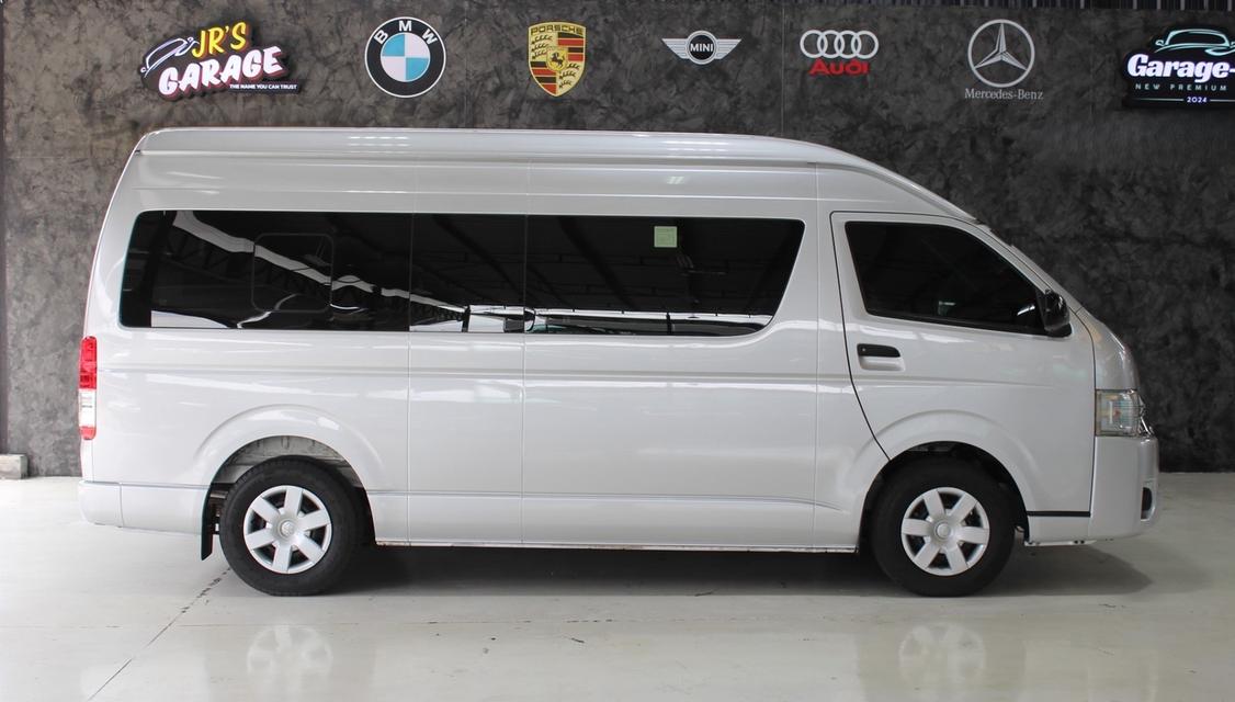 รหัสรถ JRS381 TOYOTA HIACE 3.0 Commuter (ดีเซล) ปี 2019 4