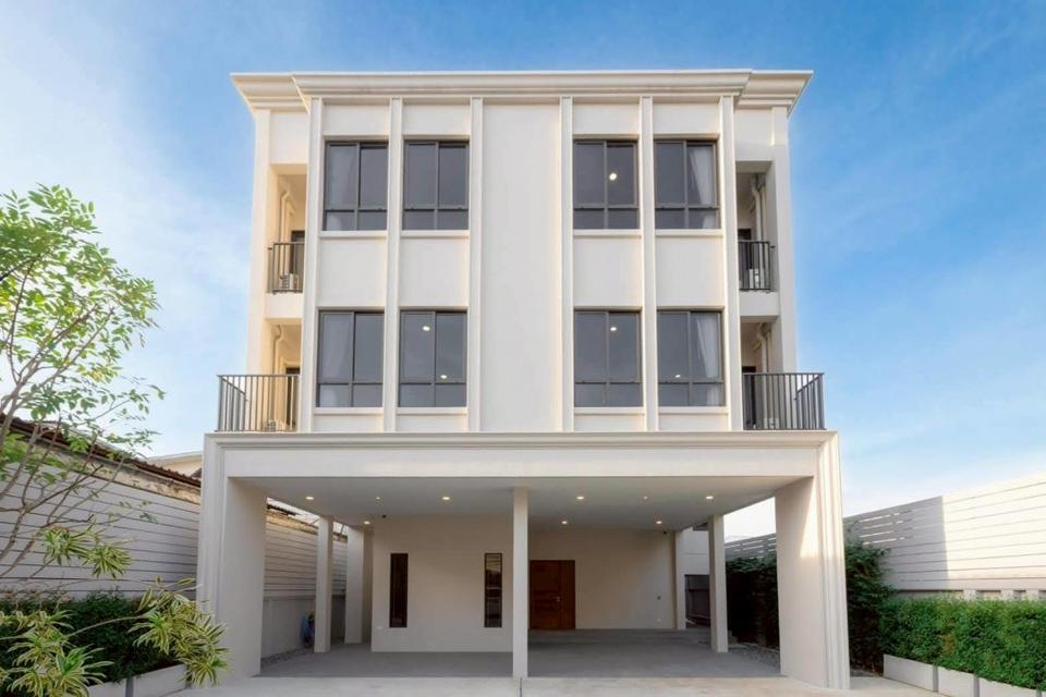 ขายบ้านเดี่ยว 3 ชั้น 94.3 ตร.ว. ซ.ดำเนินกลางใต้ ใกล้ สนามหลวง และ ม.ธรรมศาสตร์ 1