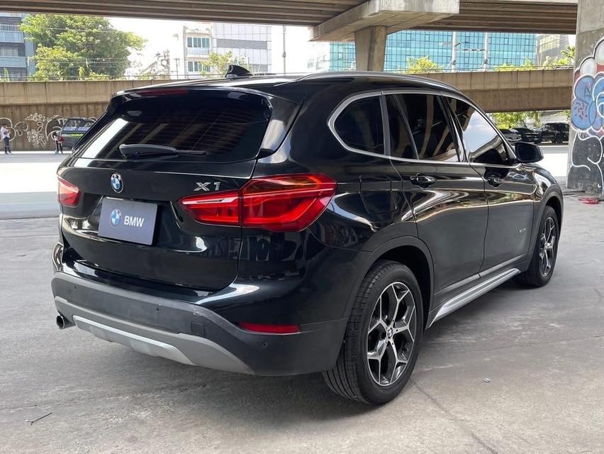 BMW X3 ปี 2017 รถสวยใช้งานเอง ราคาต่อรองได้ 2