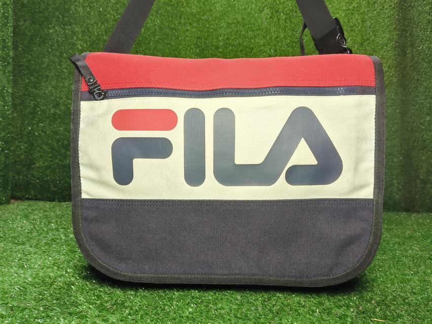 Fila Messenger Bag สอบถามก่อนได้ครับ