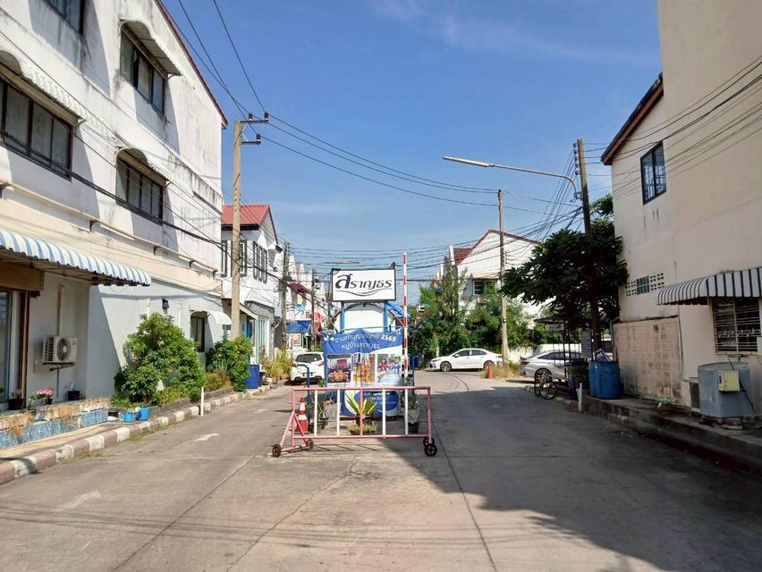 ขายบ้าน 2 ชั้น หมู่บ้านสราญธร คลอง4 ถนนพระองค์เจ้าสาย 4