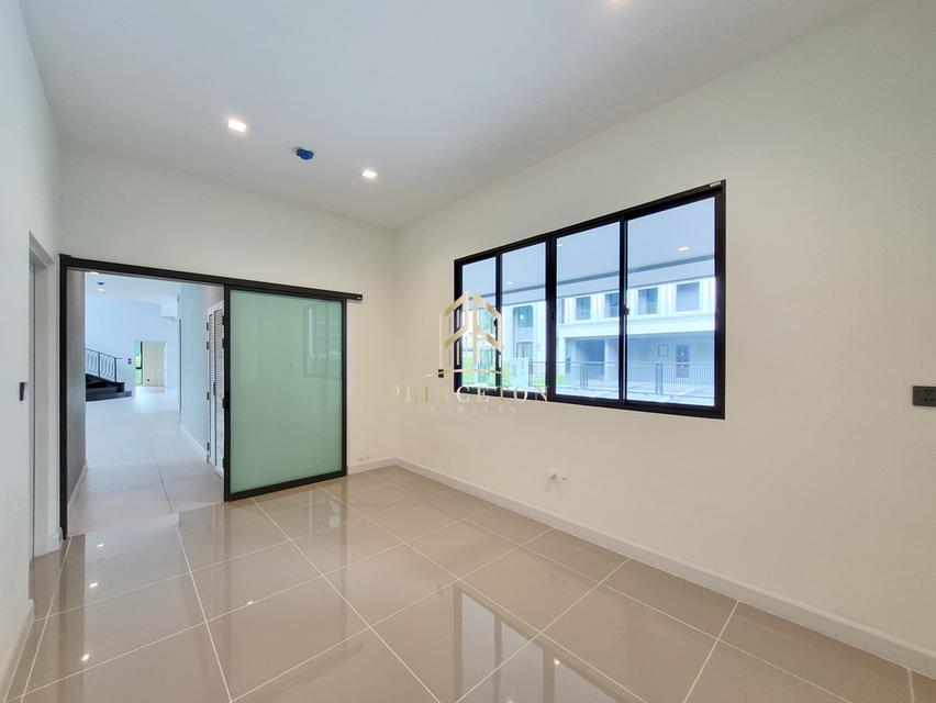 Grand Bangkok Boulevard Krungthep Kreetha 7