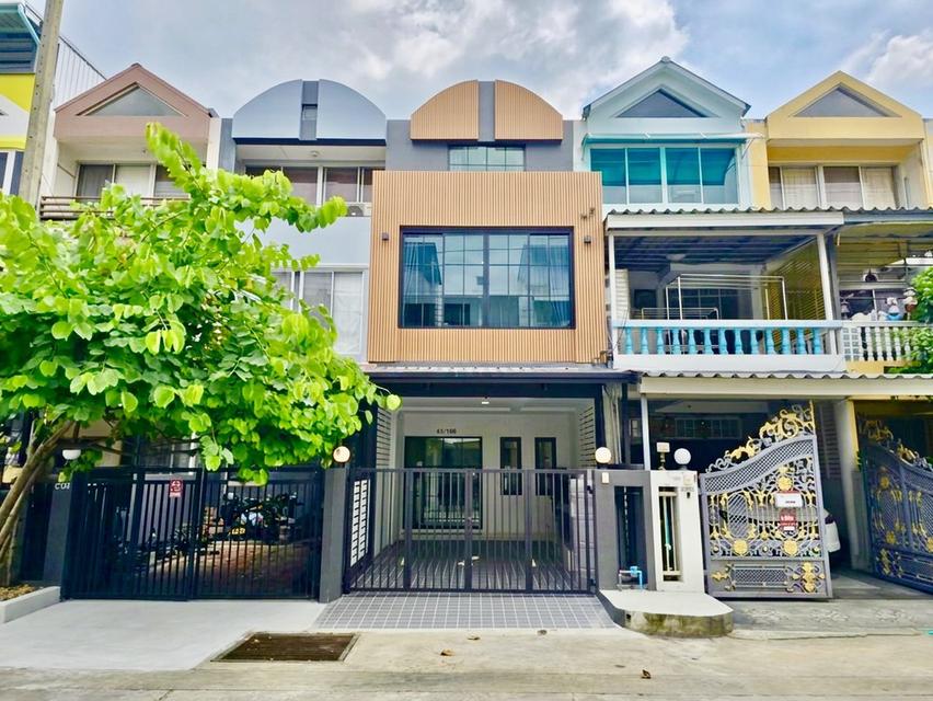 ทาวน์เฮ้าส์ ลาดพร้าว วังทองหลาง  หมู่บ้านซิตี้โฮม ถนนลาดพร้าว80แยก 26 1