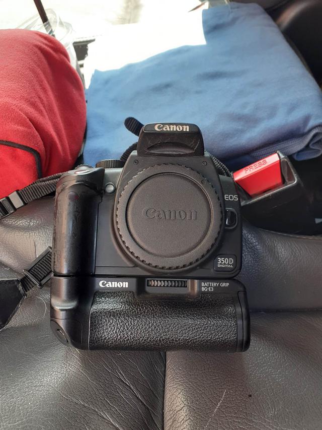 กล้องมือสอง Body Canon 350D พร้อม Grip สภาพใช้งานได้ปกติ 6