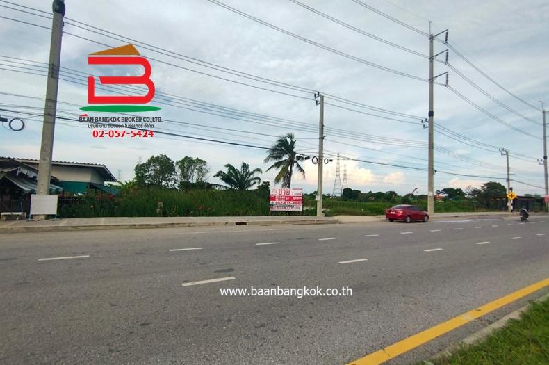ที่ดิน ใกล้ตลาดหลวงแพ่ง เนื้อที่ 15-1-98.5 ไร่ ถนนเทพราช-ลาดกระบัง ต.เปร็ง อ.บางบ่อ จ.สมุทรปราการ