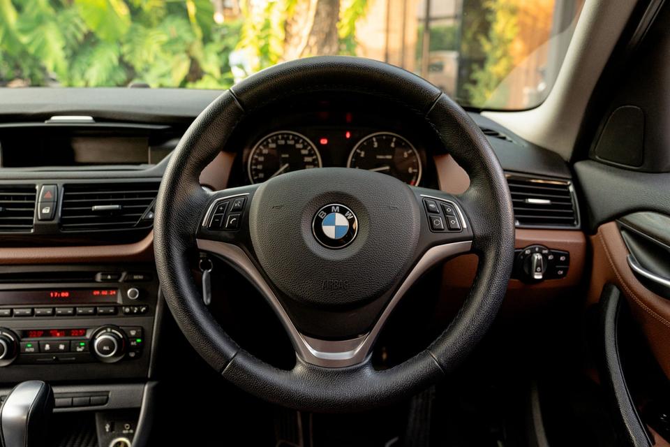 BMW X1 18i sDrive Xline ปี 2015 📌𝐁𝐌𝐖 𝐗𝟏  เข้าใหม่ค่าา! วิ่งน้อย ราคาไฟลุก 5 แสนบาท ❤️‍🔥 4