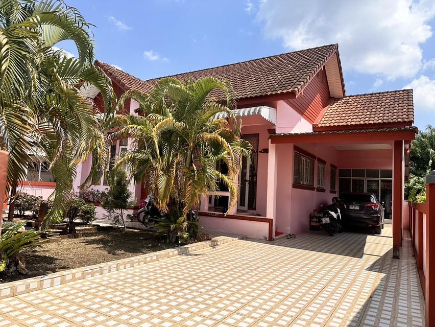 ปล่อยด่วน! บ้านเดี่ยวหลังสวย พื้นที่กว้าง77ตร.ว. ตัวบ้านสถาพดี สีสันสดใส สภาพนางฟ้า 2