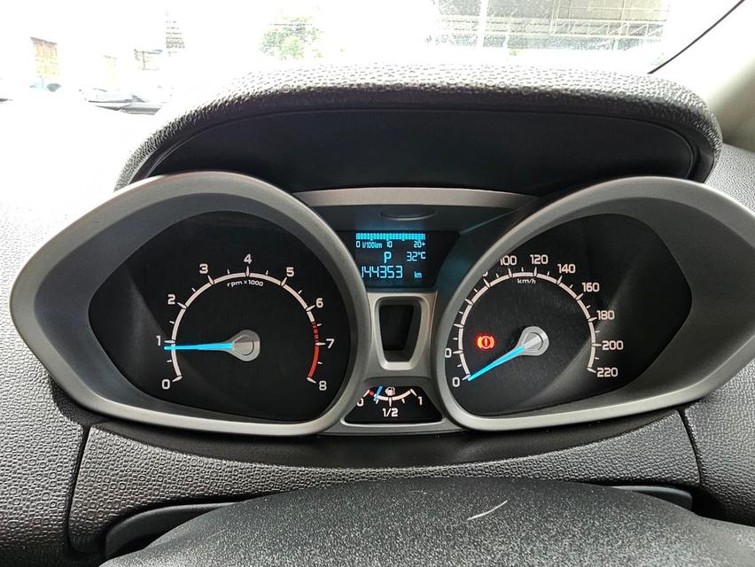 Ford EcoSport 1.5 ปี 2014 🧧ราคา 239,000 บาท✨️ผ่อน 5,xxx.- 4