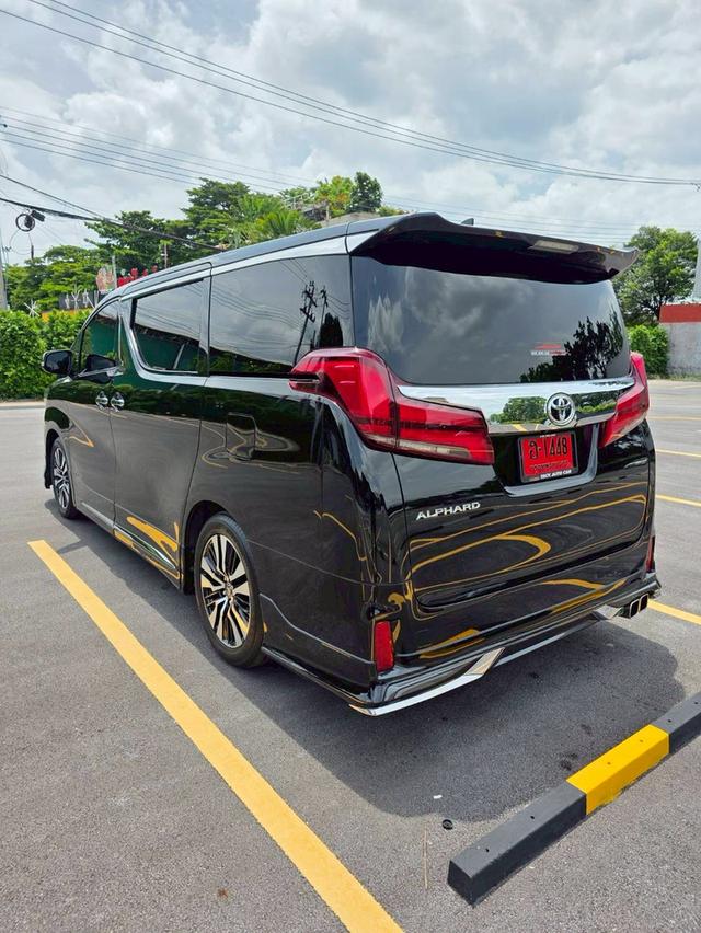 Toyota ALPHARD 2.5SC PACKAGE สีดำ ปี 2021 ไมล์ 40,000 กม.  4
