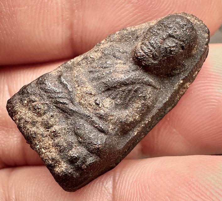 พระหลวงปู่ทวดเนื้อว่าน พิมพ์หลังลายเซ็นต์พระอาจารย์ทิม วัดด่าน จ.ระนอง ปี 2506 สวยๆ ครับ รูปที่ 4