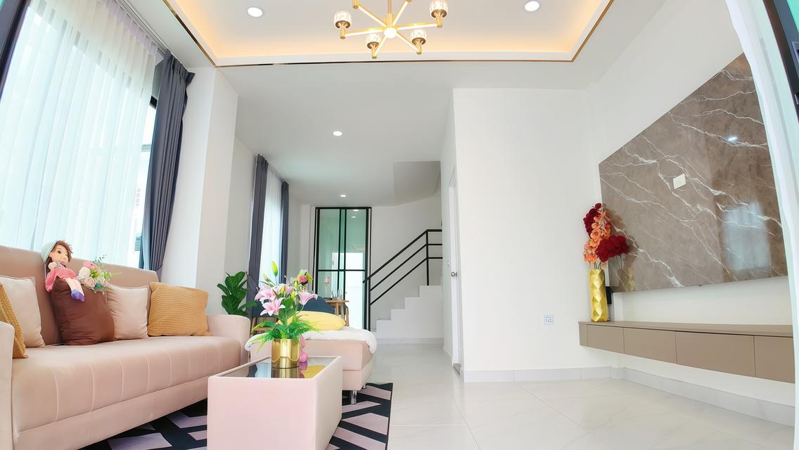 โครงการ GRAND TOWNHOME สไตล์ยุโรป 2ชั้น   6