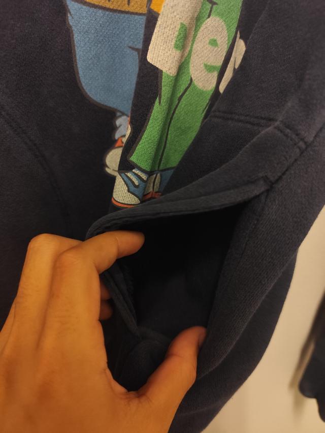 เสื้อสเวตเตอร์  Uniqlo Sesame Street Ernie & Bert Pullover Hoodi รูปที่ 4