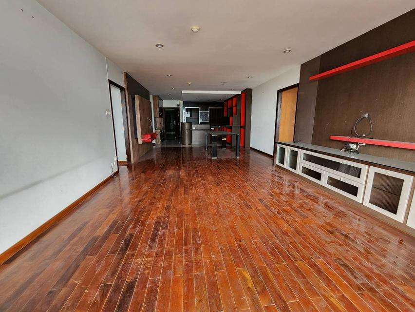 คอนโดห้องใหญ่ วิวแม่น้ำเจ้าพระยา! ขาย Riverine Place Condominium (141.43 ตร.ม.) เพียง 8.74 ล้านบาท 8