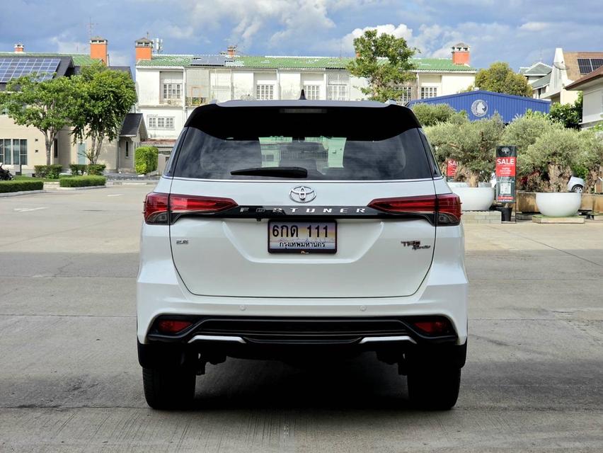 รหัสรถ PEAT608 🔥 สวยดุดัน TOYOTA FORTUNER 2.8 TRD Sportivo 2019 สีขาว. รูปย่อยที่ 4