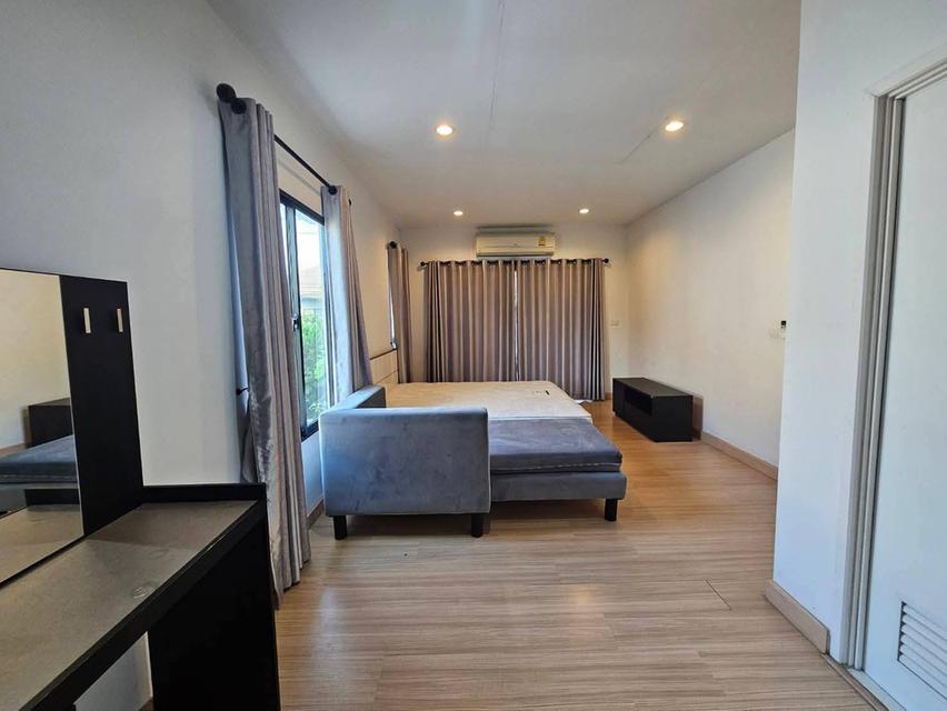 ขายบ้านเดี่ยว ม.ดีไลท์ ท่าอิฐ นนทบุรี 58 ตารางวา 3ห้องนอน 3ห้องน้ำ แอร์4 พร้อมเฟอร์นิเจอร์ครบ ราคา 4,700,000 บาท สนใจติดต่อได้ที่เบอร์ 091-8196311 12