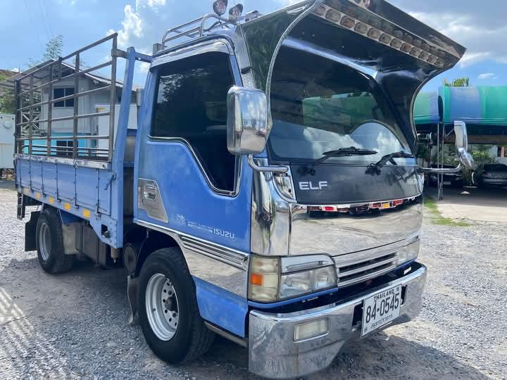 4 ล้อ ISUZU NKR 3