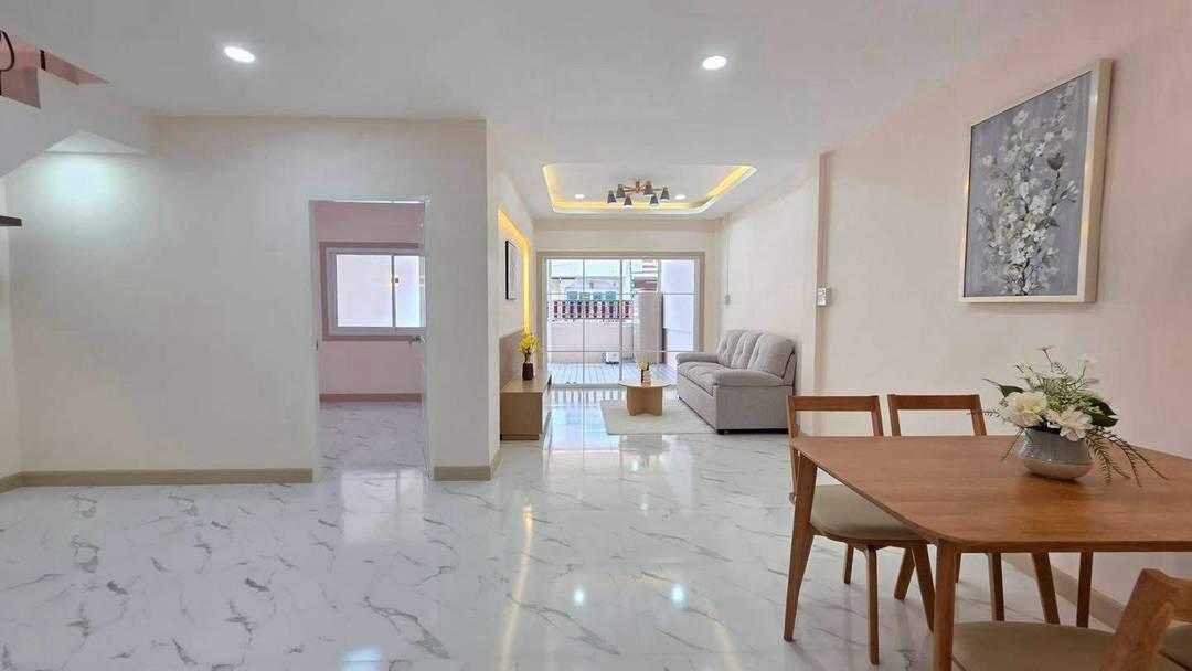 หมู่บ้านศรีประจักษ์5 ไทรน้อย นนทบุรีทาวน์เฮ้าส์ 2 ชั้น บ้านทำเลดี…ติดถนนใหญ่เพียง 50 เมตร 8