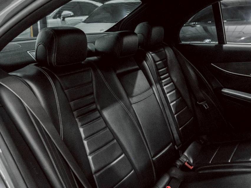 รหัสรถ 67GG5828 BENZ E350e AMG W213 ปี 2019  10
