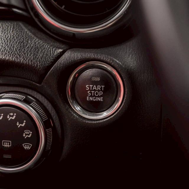รหัสรถ 67GG0478 MX5 ND ปี 2017  11
