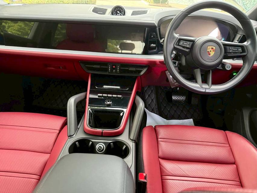 CAYENNE COUPE  6