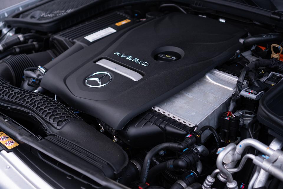 Mercedes-Benz C350e W205 ปี 2018 รูปที่ 8