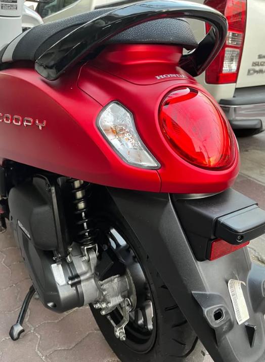 Honda Scoopy i สีแดง 5