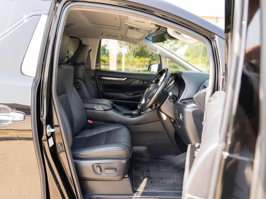 TOYOTA ALPHARD 2.5 SC PACKAGE  ปี 2020  19
