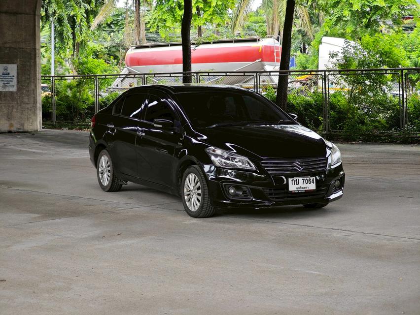 Suzuki Ciaz 1.25 GLX AT Year 2017 4