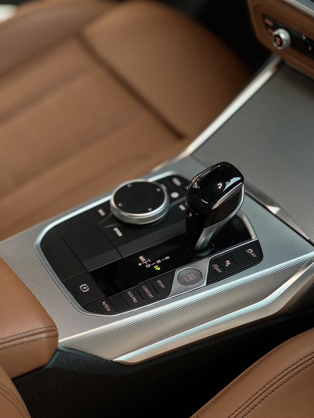 BMW 320d M Sport 9