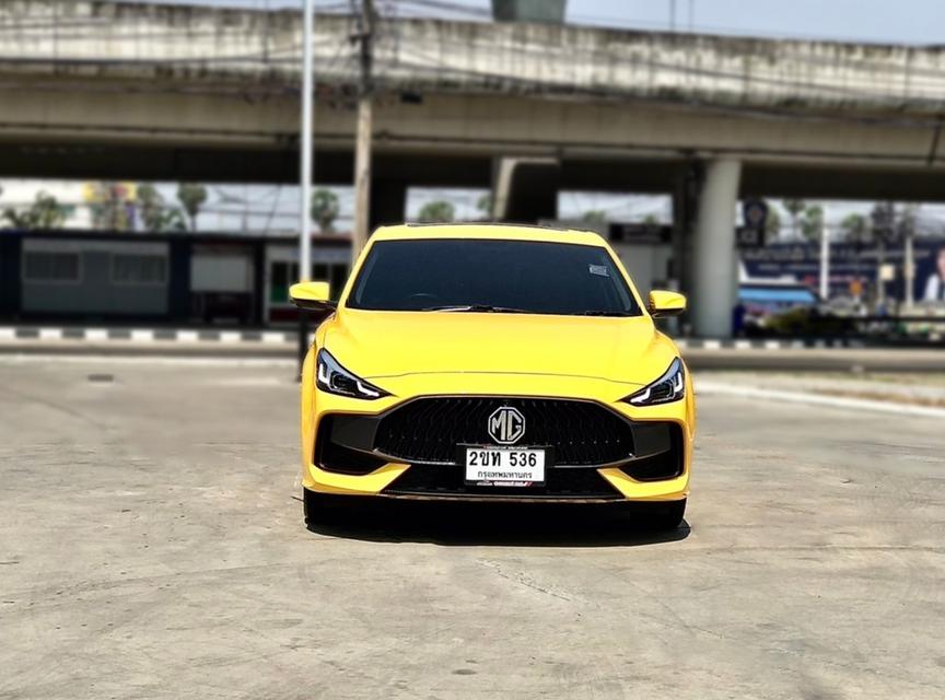 2021 MG 5  1.5X TOP SUNROOF