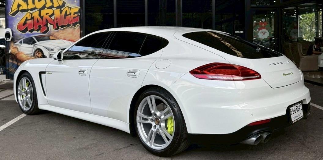 Porsche Panamera Hybrid