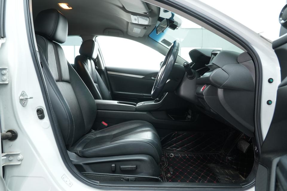2020 HONDA CIVIC FC 1.8 EL i-VTEC สีขาว | เลขไมล์แท้ 66269 กม. 14