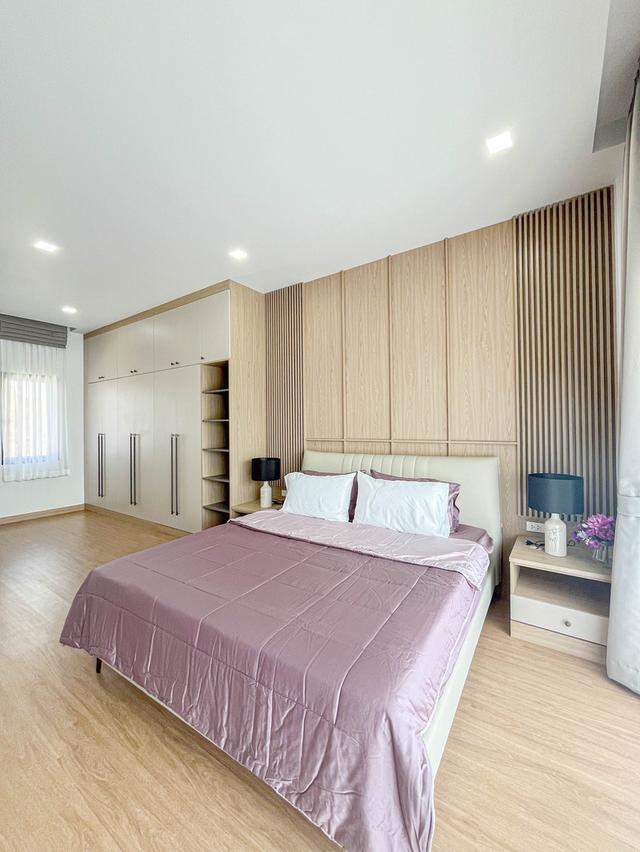 ✨ ขาย Pool Villa 2 ชั้น สไตล์โมเดิร์นหลังใหญ่ 5 นอน 5 น้ำ เพียง 13.9 ลบ. (โอนคนละครึ่ง) 🏊‍♂️ 10