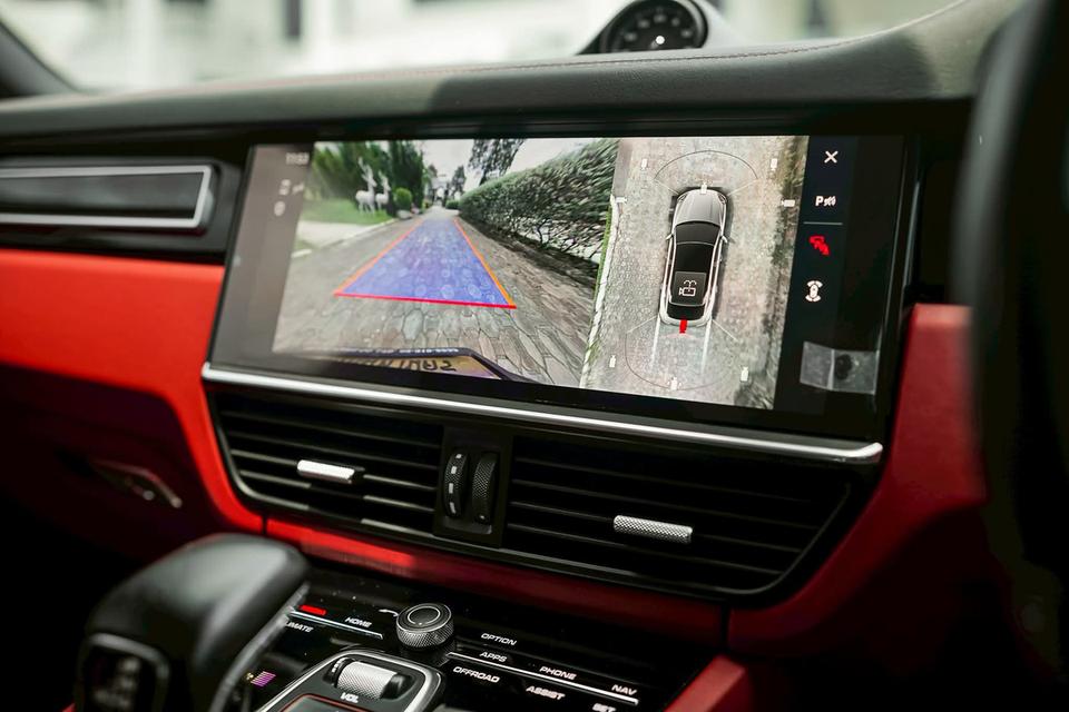 Cayenne Coupe 3.0 V6 e-Hybrid 15