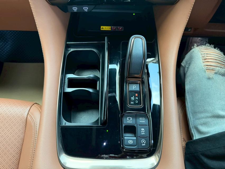 รหัสรถ KPV525 2025 Toyota VELLFIRE 2.5 Turbo Z Premier 7