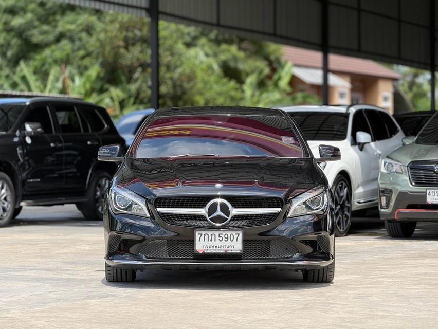 2017 BENZ CLA-CLASS, 200 โฉม W117 ปี13-20 สีดำ เกียร์ออโต้ เครื่องเบนซิน รถบ้านแท้ รุ่นใหม่ Facelift รูปที่ 3