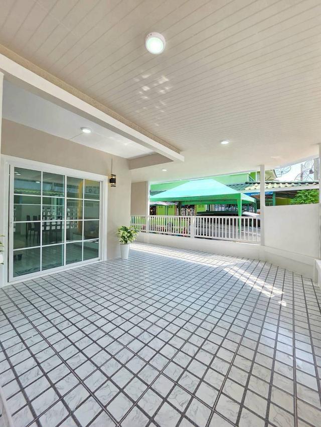 หมู่บ้านพฤกษา3 ริมคลอง 3 ถนนวัดลาดปลาดุก บางบัวทอง ทาวน์เฮาส์ 2 ชั้น หลังมุม ตกแต่งใหม่พร้อมอยู่ มีพื้นที่ด้านข้าง หน้าหมู่บ้านมีเซเว่น//ตลาดสด 3