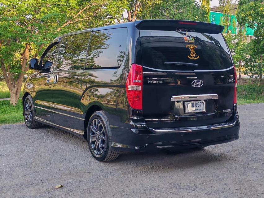 ขาย Hyundai H1 2.5Deluxe ปี17 7