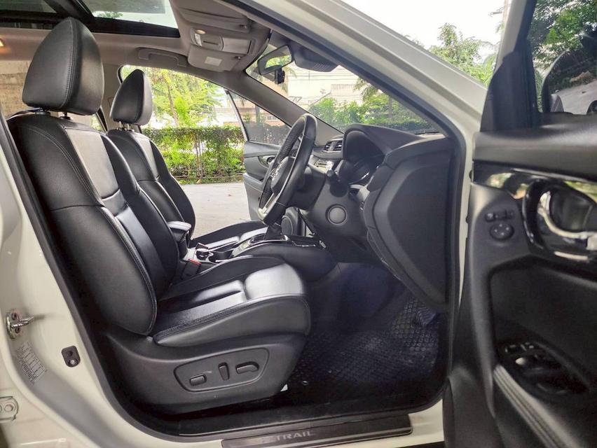 Nissan XTrail 2.5 VL 4WD AT ปี 2020 รถสวยมือเดียว 13
