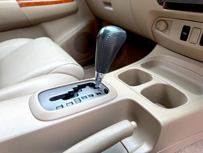 TOYOTA FORTUNER 3.0V ปี 2010 รูปที่ 19