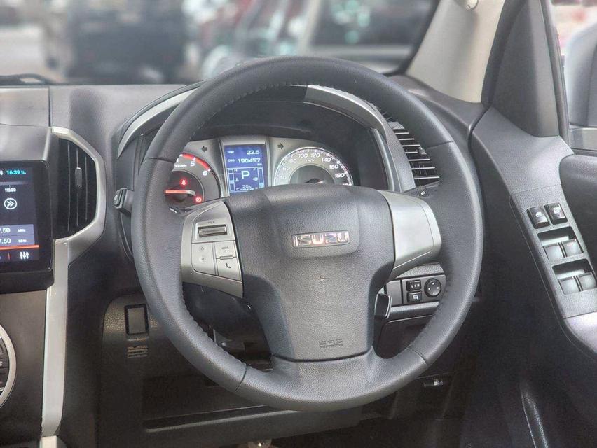 ISUZU MU-X 3.0 DVD ปี2014 รถสวย พร้อมใช้งาน 16