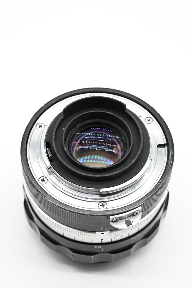 เลนส์มือหมุน Wide นิคอน  Nikkor 24 mm f2.8  Nikkor N-C  7