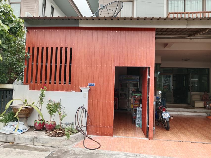 ขายบ้าน 2 ชั้น 3 ห้องนอน 2 ห้องนำ้ 1 ห้องพระ พร้อมร้านค้าขายของชำ 2